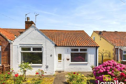 2 bedroom semi-detached bungalow for sale, New Village Road, East Riding of Yorkshire HU16