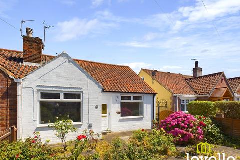 2 bedroom semi-detached bungalow for sale, New Village Road, East Riding of Yorkshire HU16