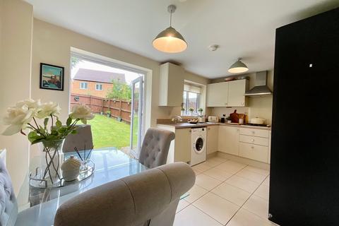 3 bedroom link detached house for sale, Moorhen Grove, Stafford, ST16