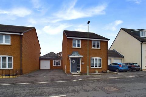 4 bedroom detached house for sale, Swannington Drive Kingsway, Quedgeley, Gloucester, Gloucestershire, GL2