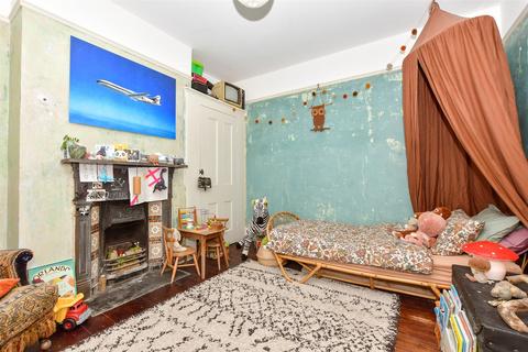 10 Beatrice Road, Margate, CT9 5SN
