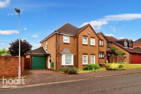 4 bedroom detached house for sale, Quenby Way, Bromham