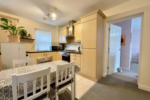 2 bedroom flat for sale, The Crossings, Stone, ST15