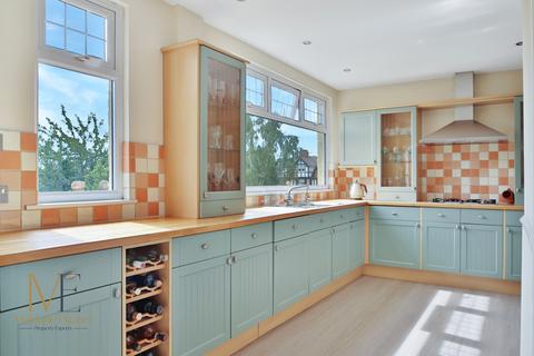 36 Parrock Road, Gravesend, DA12 1PZ