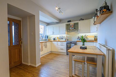 30 Dorts Crescent, Church Fenton, Tadcaster, LS24 9RU