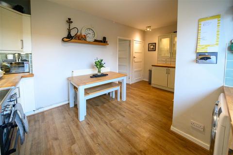 30 Dorts Crescent, Church Fenton, Tadcaster, LS24 9RU