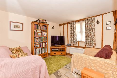 1 bedroom ground floor flat for sale, Coach Road, Egerton, Kent