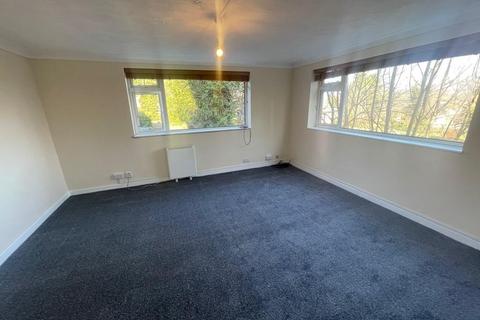 2 bedroom flat to rent, Belstead Avenue, Ipswich IP2