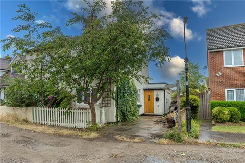 2 bedroom semi-detached house for sale, North Street, Great Wakering, Southend-on-Sea, Essex, SS3