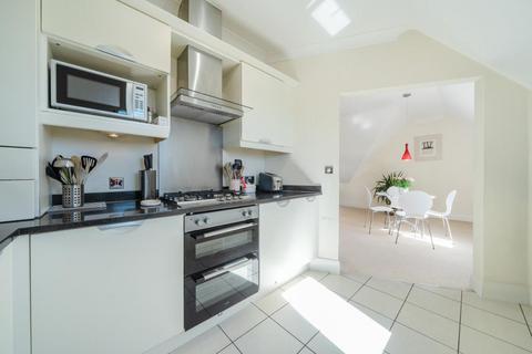 2 bedroom flat for sale, Newbury,  Berkshire,  RG14