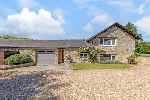 5 bedroom barn conversion for sale, The Stone Barn Cottisford, Oxfordshire, NN13 5SW