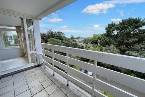 3 bedroom flat for sale, Bournemouth