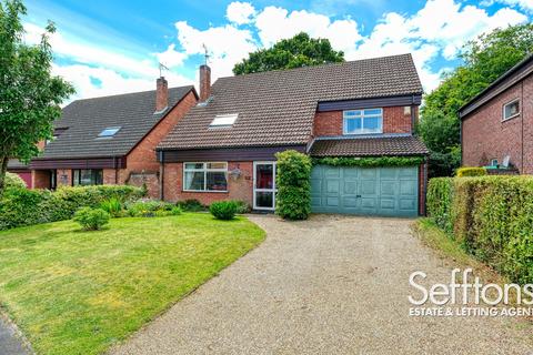 4 bedroom detached house for sale, Beechbank Drive, Thorpe End, NR13