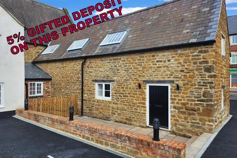 2 bedroom mews for sale, Causeway, Banbury OX16