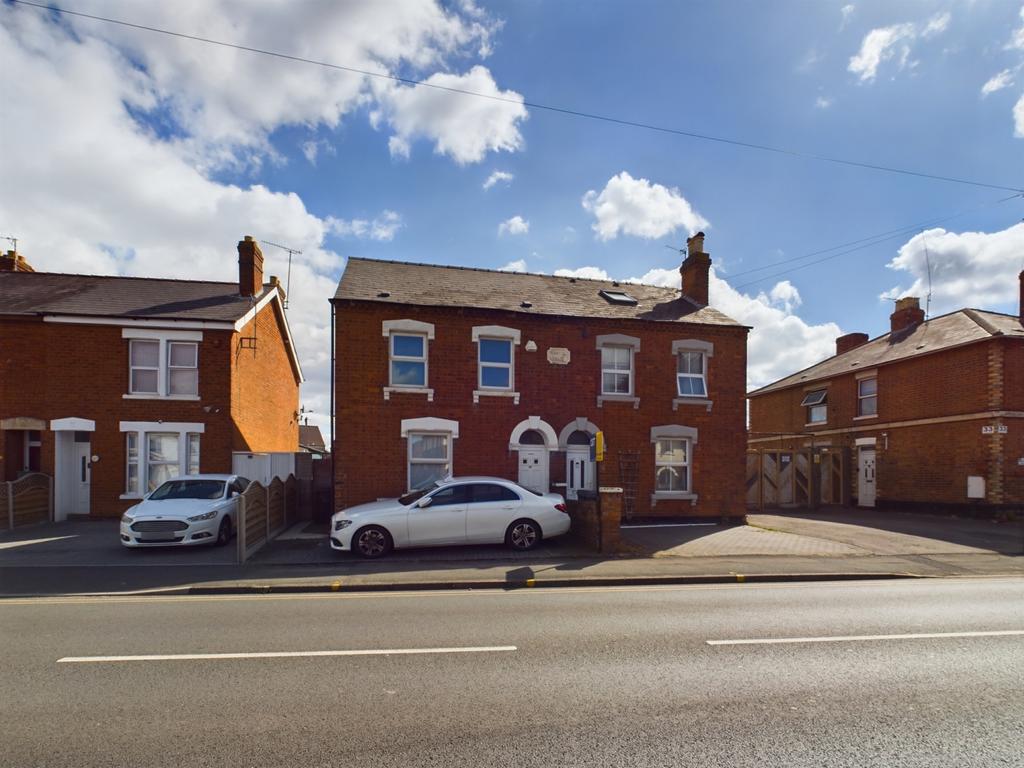 Painswick Road, Gloucester... 4 bed semidetached house for sale £300,000