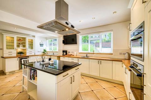 5 bedroom detached house for sale, Sheep Walk, Reading RG4