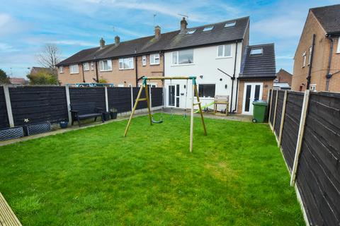 4 bedroom semi-detached house for sale, Lynton Avenue, Urmston, M41