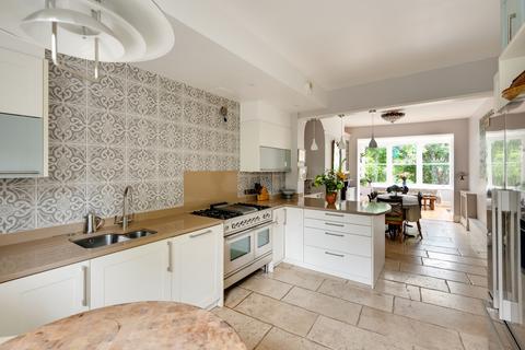 19 Sion Hill, Bristol, BS8 4AZ