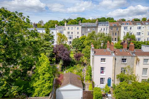 19 Sion Hill, Bristol, BS8 4AZ