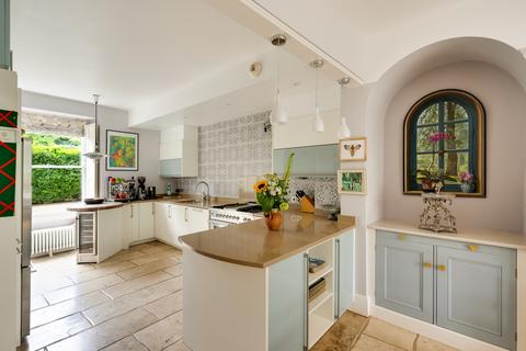 19 Sion Hill, Bristol, BS8 4AZ
