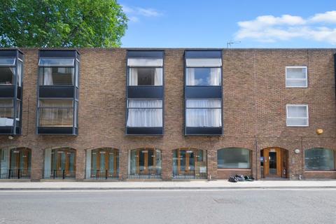 2 bedroom flat to rent, Ridgmount Street, London, Greater London, WC1E
