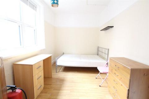 3 bedroom apartment to rent, Halton Road, London, N1