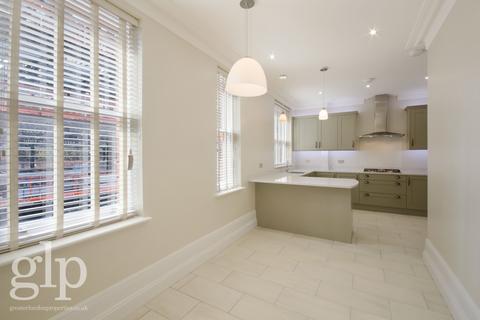 3 bedroom flat to rent, Adeline Place, London, Greater London, WC1B