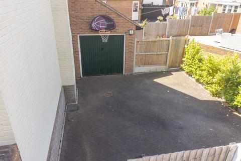 85 Cornelius Vale, Chelmsford, CM2 6GY