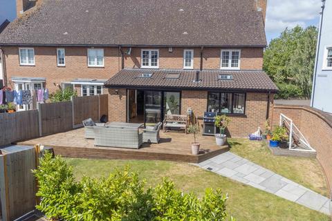 85 Cornelius Vale, Chelmsford, CM2 6GY
