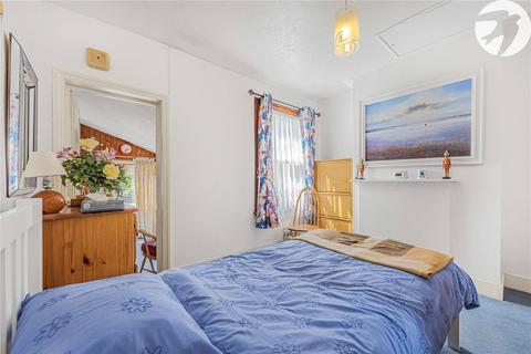26 Castle Street, Swanscombe, DA10 0HN
