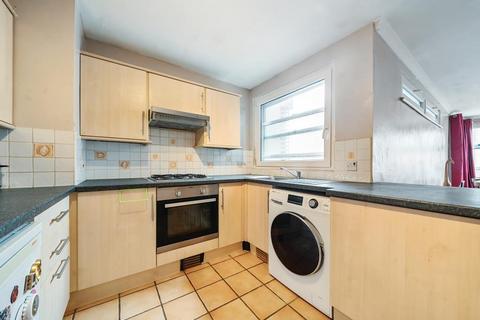 2 bedroom flat for sale, Sunbury-On-Thames,  Surrey,  TW16