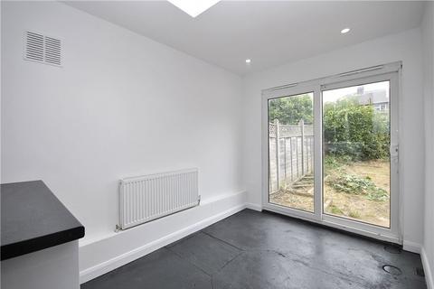 3 bedroom terraced house for sale, Kersey Gardens, London