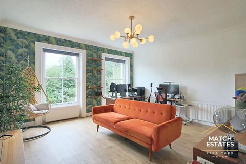 Flat 5, Adelphi Court, 2 Augusta Gardens, Folkestone, CT20 2RR