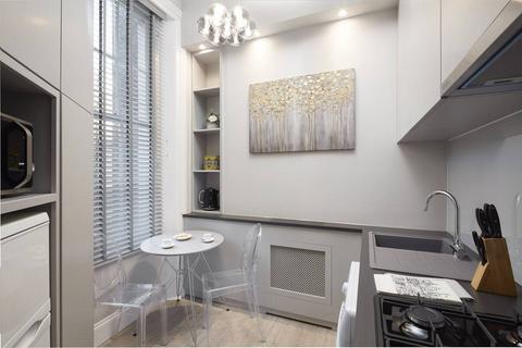 2 bedroom flat for sale, Lupus Street, Pimlico, London, SW1V