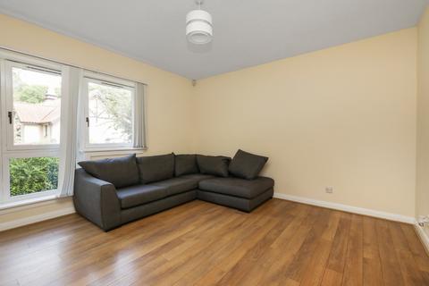 19 Eskview Grove, Dalkeith, EH22 1JW