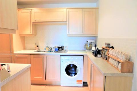2 bedroom apartment to rent, Beche House, Colchester CO2