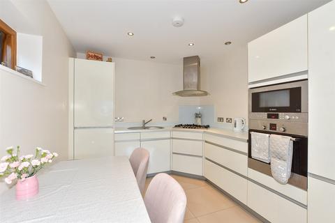 2 bedroom flat for sale, Julian Road, Folkestone, Kent