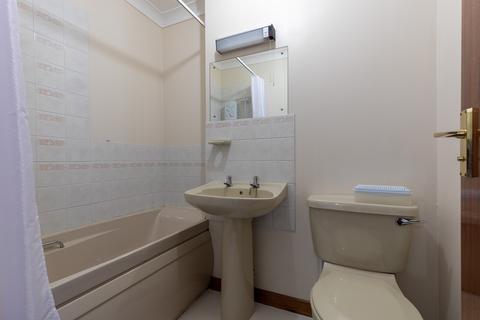 16 Knockard Avenue, Pitlochry, PH16 5JE