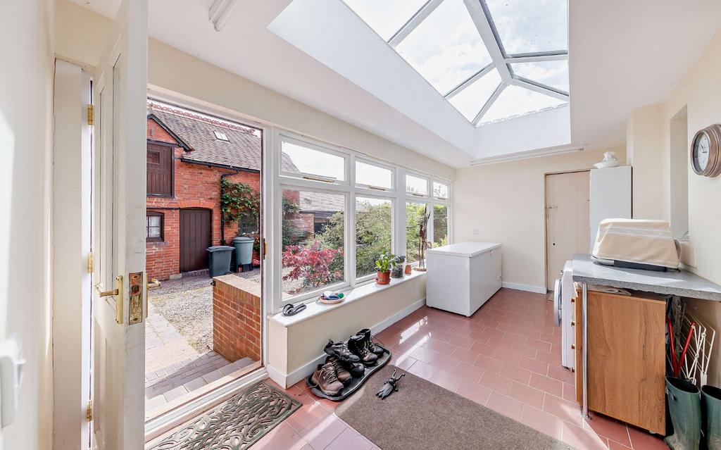 Garden/Utility Room