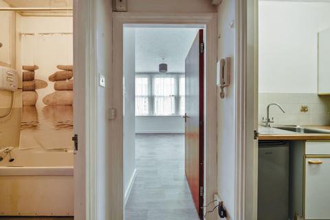 Flat 1, Prince Of Wales House Andover Road, Ludgershall, Andover, SP11 9LZ