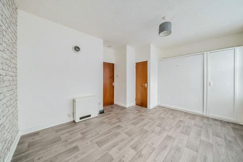 Flat 1, Prince Of Wales House Andover Road, Ludgershall, Andover, SP11 9LZ