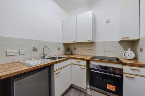 Flat 1, Prince Of Wales House Andover Road, Ludgershall, Andover, SP11 9LZ