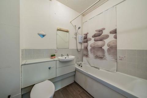 Flat 1, Prince Of Wales House Andover Road, Ludgershall, Andover, SP11 9LZ