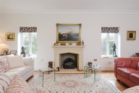 Moles House Leigh Place, Cobham, KT11 2HL