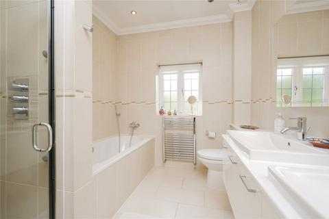 Moles House Leigh Place, Cobham, KT11 2HL