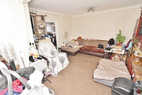 52 Brooklands Road, Romford, RM7 7EB