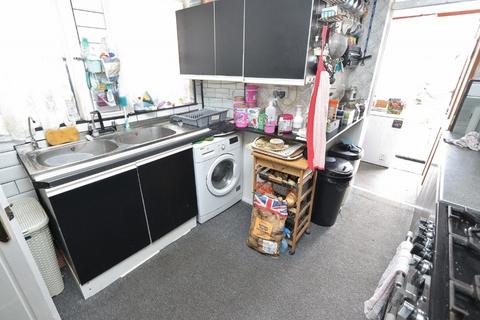 52 Brooklands Road, Romford, RM7 7EB