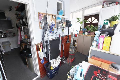 52 Brooklands Road, Romford, RM7 7EB