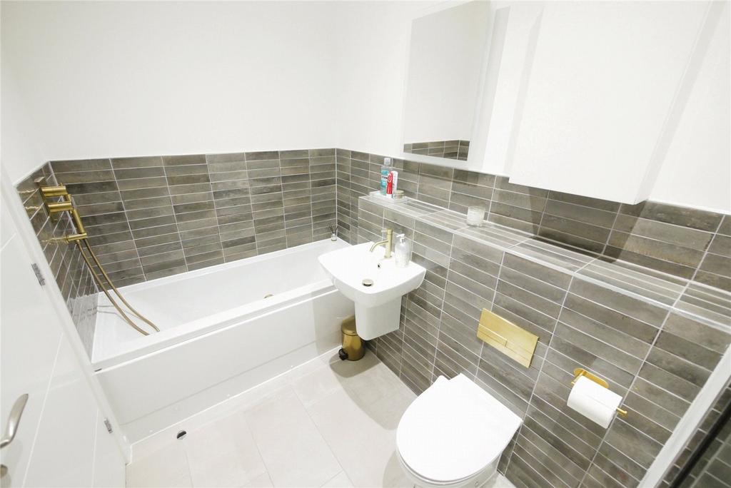 Ensuite Bathroom