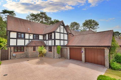 4 bedroom detached house for sale, Corfe Mullen